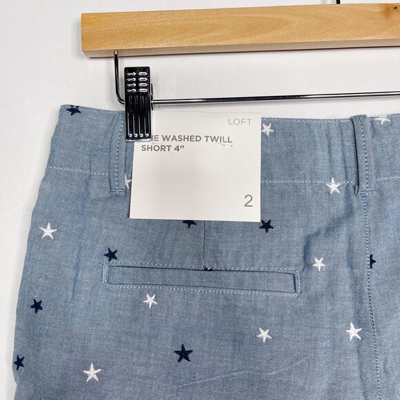 New LOFT Size 2 Blue Star Print The Washed Twill Short 4" Inseam Chambray - Picture 6 of 9
